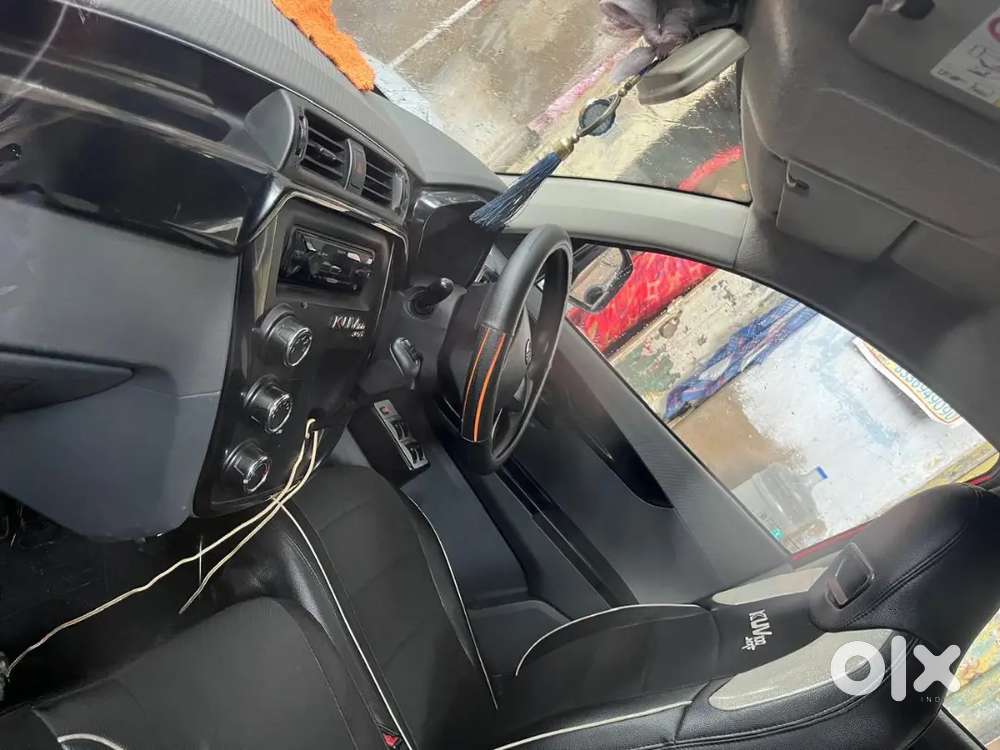 Mahindra Kuv100 Nxt Petrol 2021