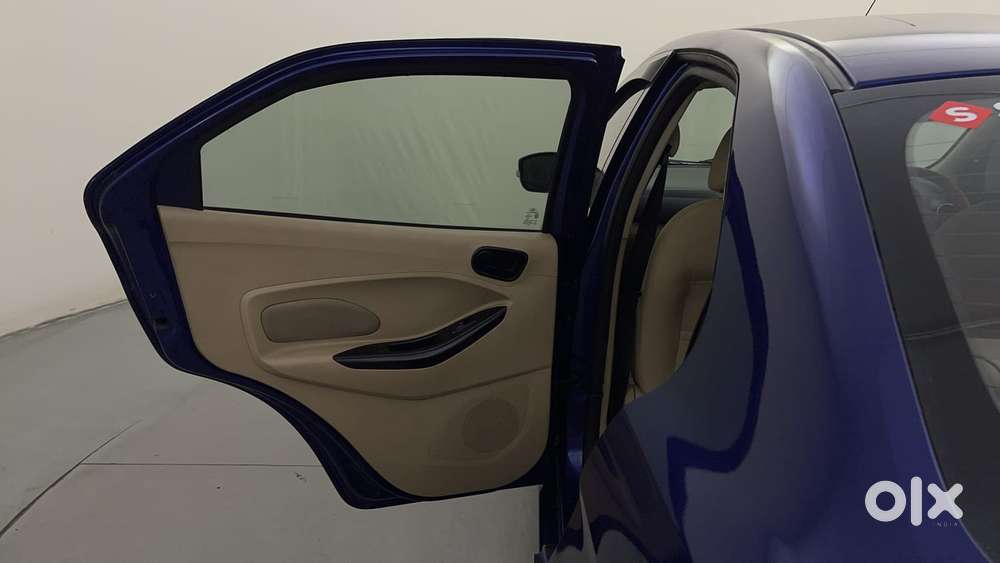 Ford Figo Aspire Titanium, 2016, Petrol