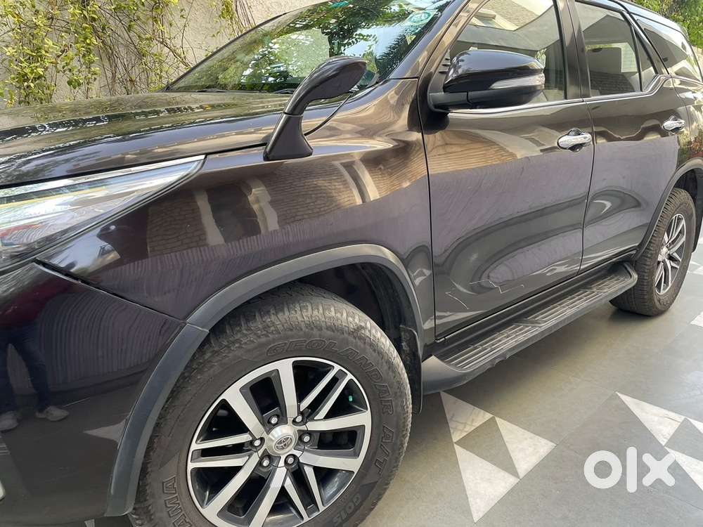 Toyota Fortuner Automatic Diesel 2017 Suv