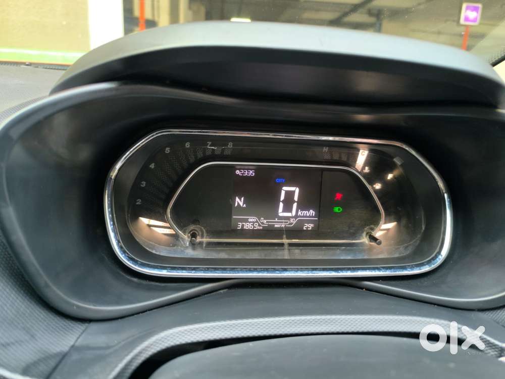 Tata Nexon 1.2 Revotron Xza Plus, 2020, Petrol