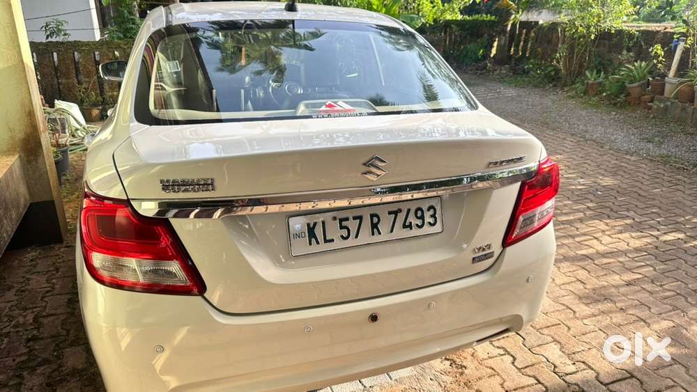 Maruti Suzuki Dzire 2018 Amt Vxi With Alloy Wheels