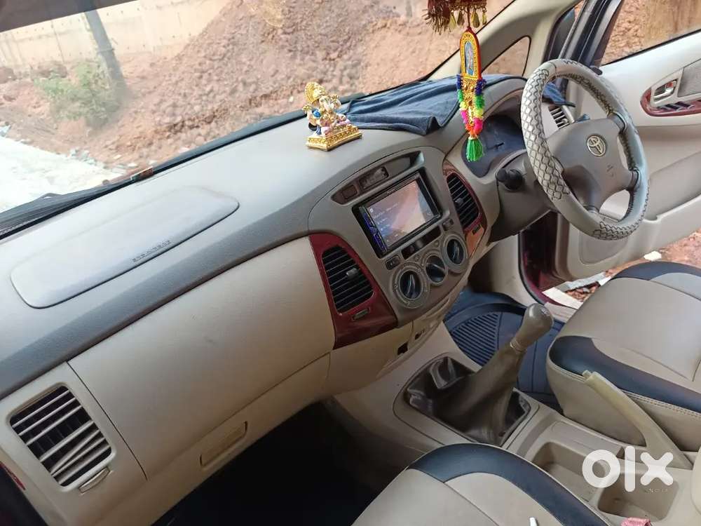 Toyota Innova 2006 Diesel Well Maintained