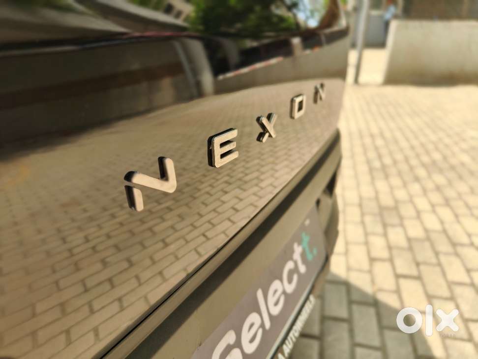 Tata Nexon Fearless Plus (ps) Red Dark Edition 1.2 Petrol 6mt, 2025,..