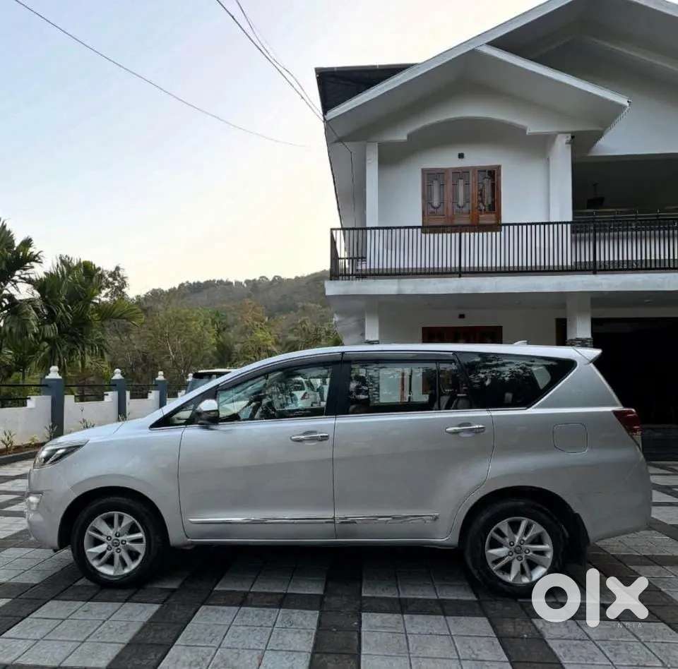 Toyota Innova Crysta, 2016, Diesel