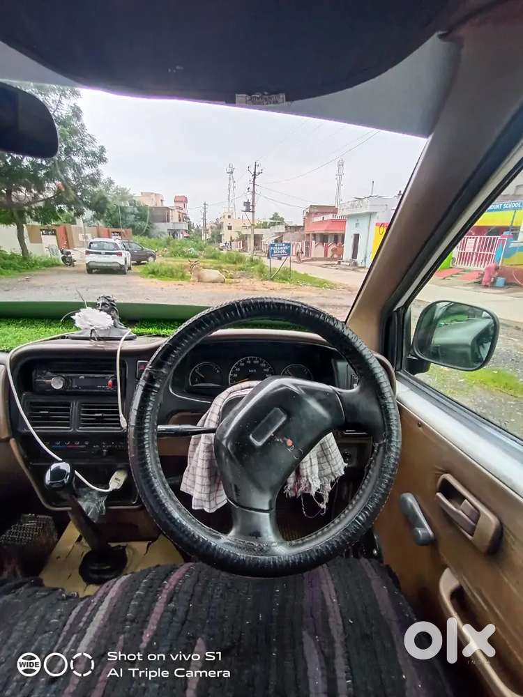 Chevrolet Tavera 2010 Diesel 180000 Km Driven