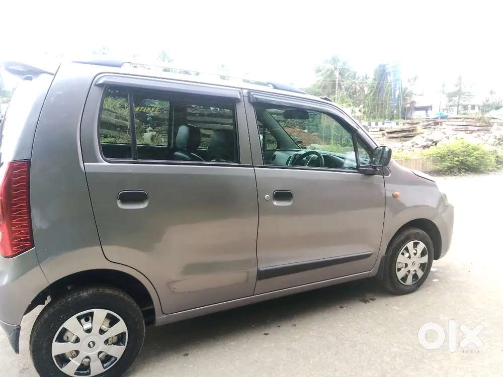 Maruti Suzuki Wagon R 2011 Petrol 98000 Km New Battery Tayer Good Cond