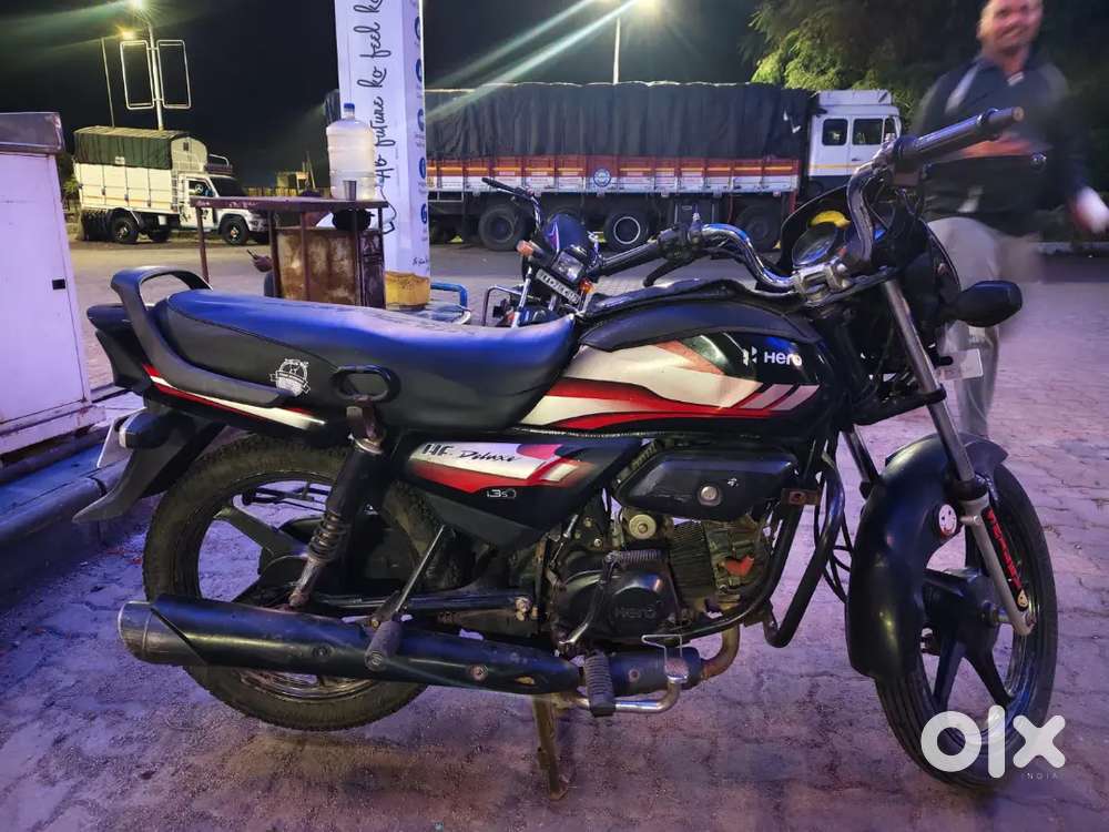 Hero HF Deluxe 2021 Model - Super Condition & Great Mileage All pepars