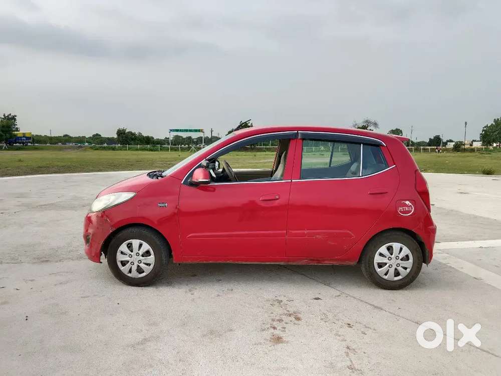 Hyundai I10 Sportz 2011 Petrol Manual