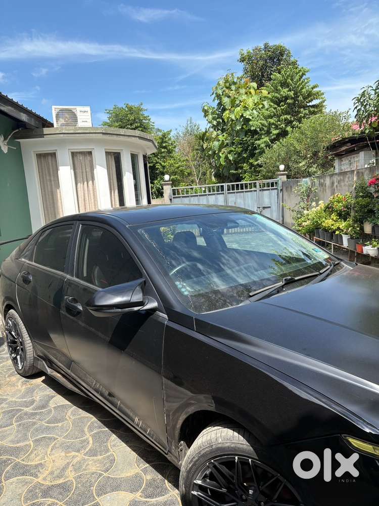 Hyundai New Verna Petrol 2025