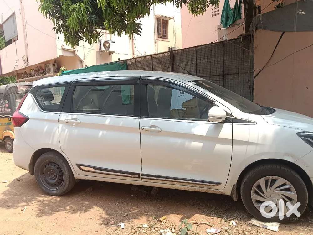 Maruti Suzuki Ertiga 2024 Cng & Hybrids 90000 Km Driven