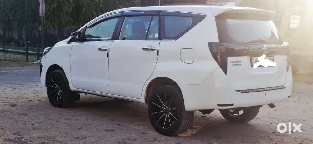 Toyota Innova Crysta 2018 Diesel 85000 Km Driven