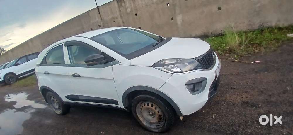 Tata Nexon 1.5 Revotorq Xm, 2018, Diesel