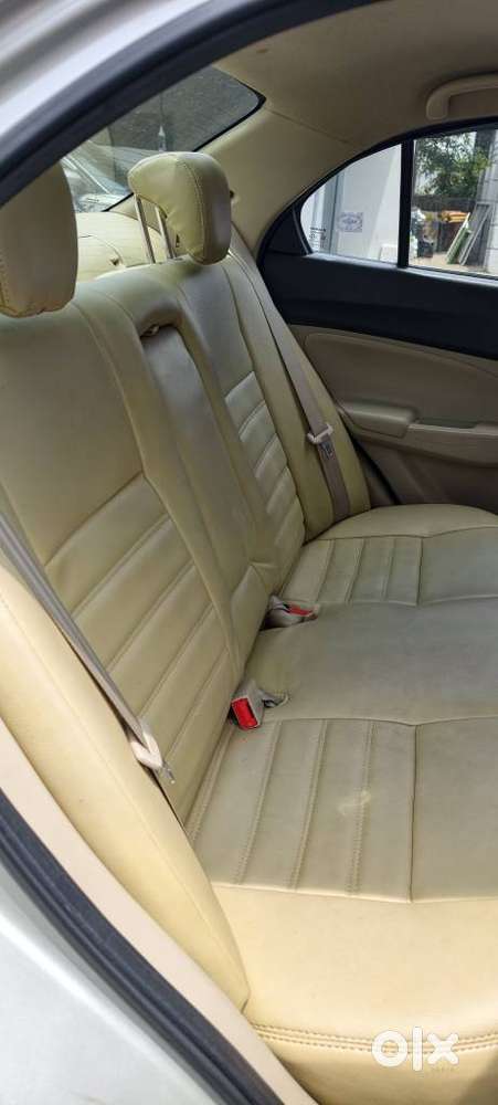 Maruti Suzuki Dzire 1.2 Zxi Amt, 2018, Petrol