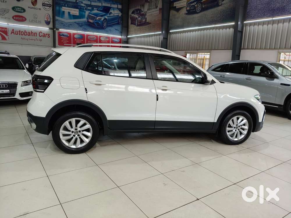 Volkswagen Taigun 1.0 Tsi Highline At, 2024, Petrol