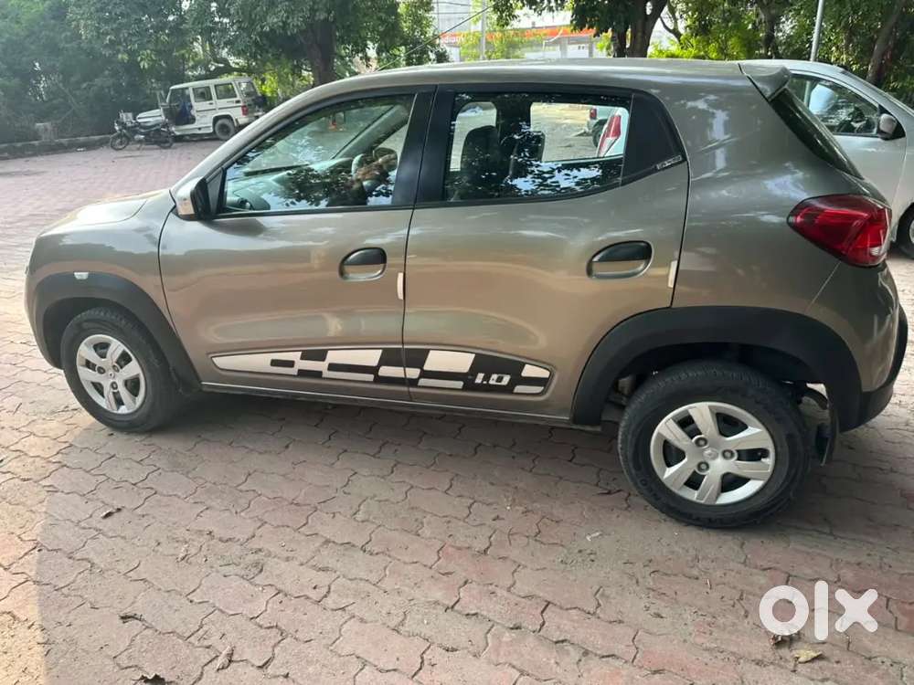 Renault Kwid 2017 Rxt(o) Manual Genuine 30,000 Kms Driven