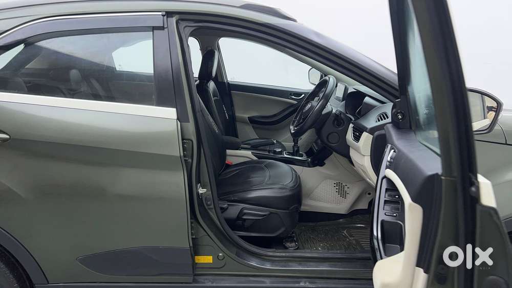 Tata Nexon 1.2 Revotron Xz Plus, 2022, Petrol