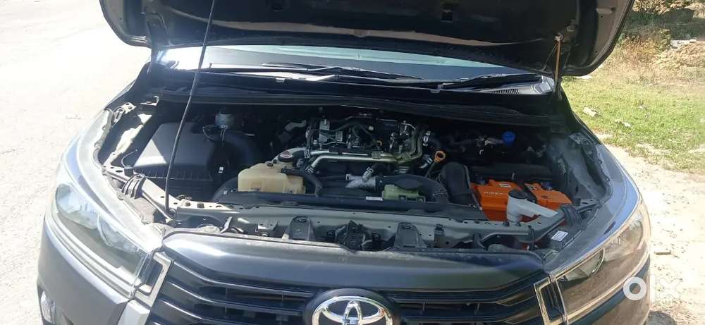 Toyota Innova Crysta 2022 Diesel 34500 Km Driven