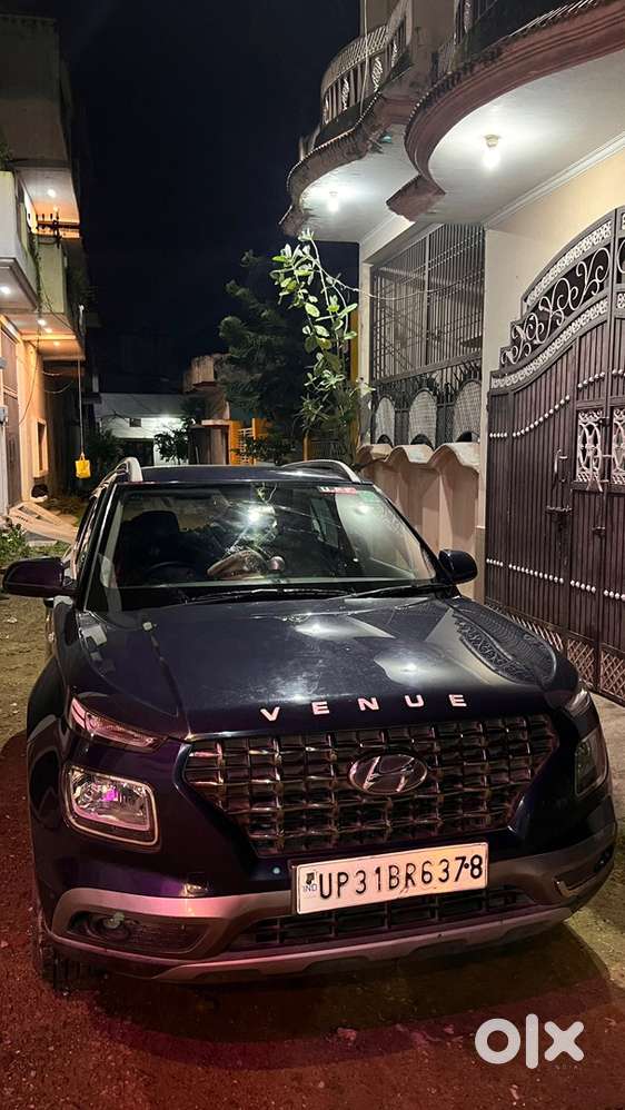 Hyundai Venue Petrol Manual 2021