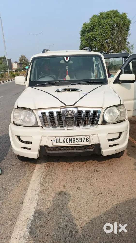 Mahindra Scorpio Classic 2011 Diesel 17055 Km Driven