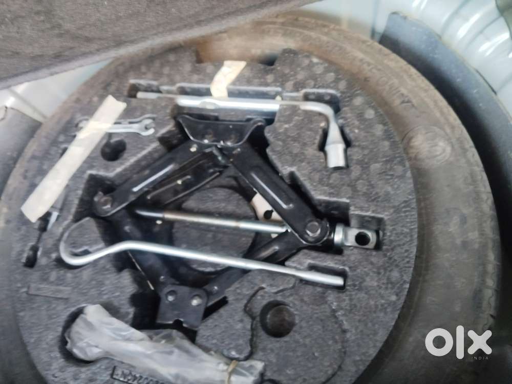 Mahindra Xuv300 W8 Option Diesel, 2023, Diesel