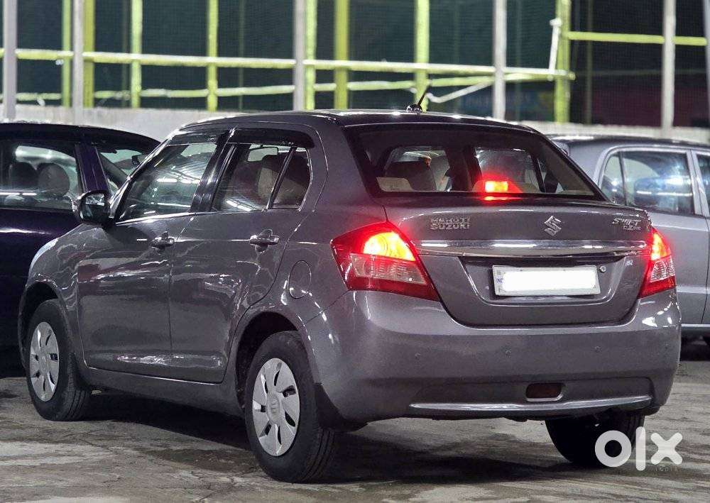 Maruti Suzuki Swift Dzire 1.2 Vxi Bsiv, 2014, Petrol