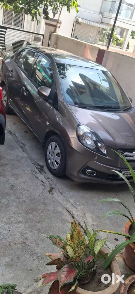 Honda Amaze 2015 Manual 87946 Km