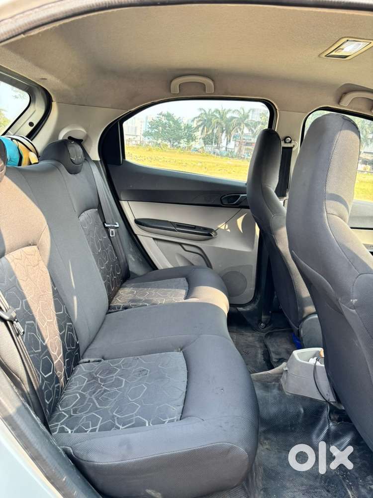 Tata Tiago Petrol 2017