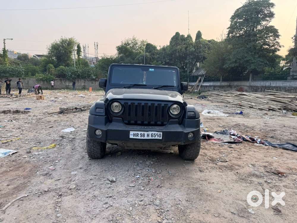 Mahindra Thar Petrol 2023