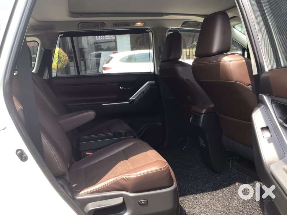 Toyota Innova Hycross 2.0 Zx Hybrid 7 Str, 2023, Petrol