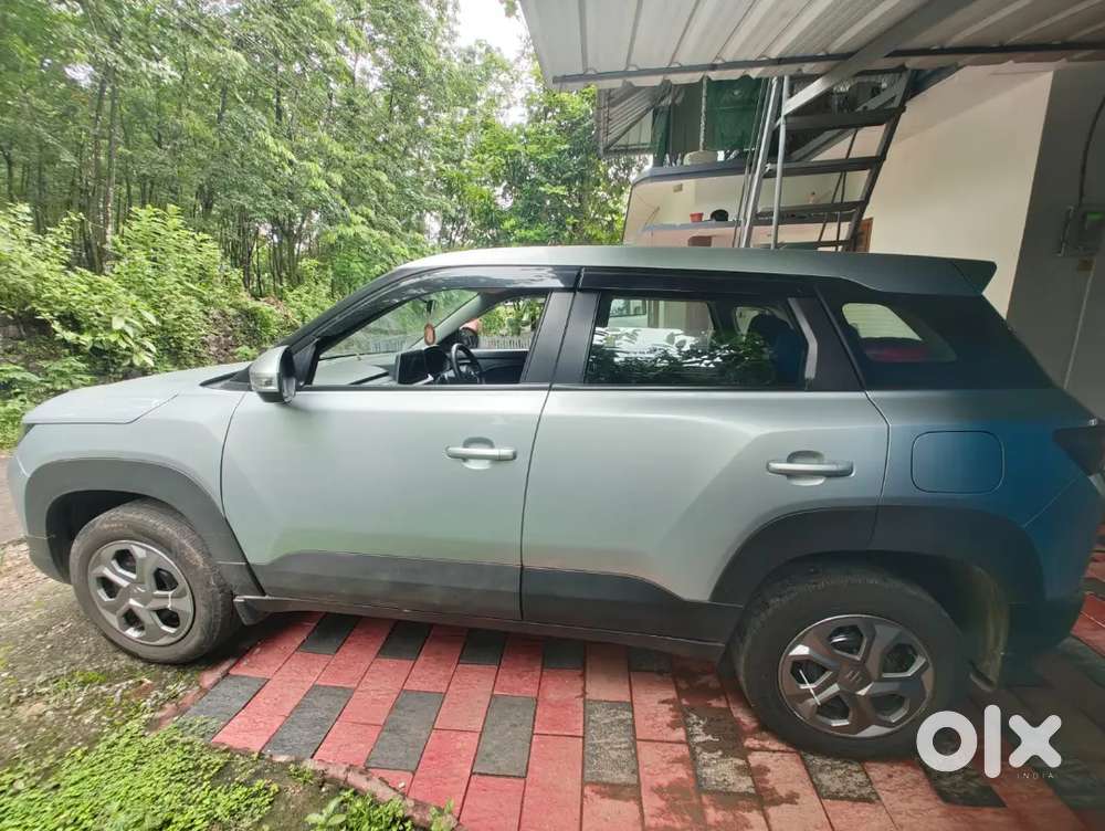 Maruti Suzuki Brezza 2023 Petrol Well Maintained