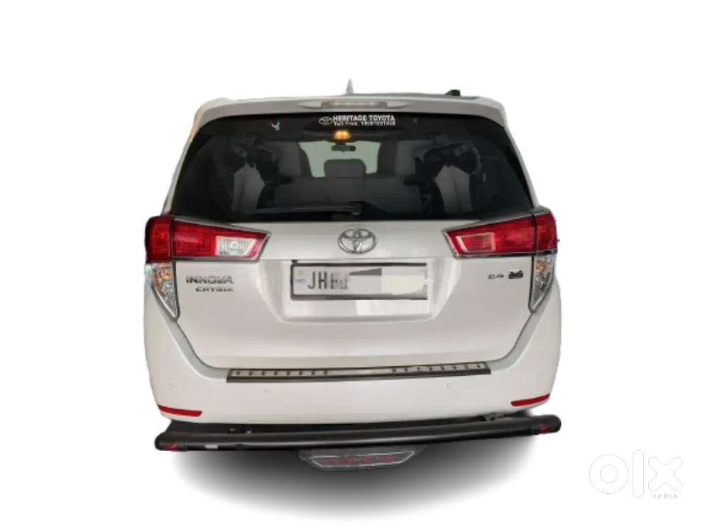Toyota Innova Crysta 2023 Diesel 40000 Km Driven