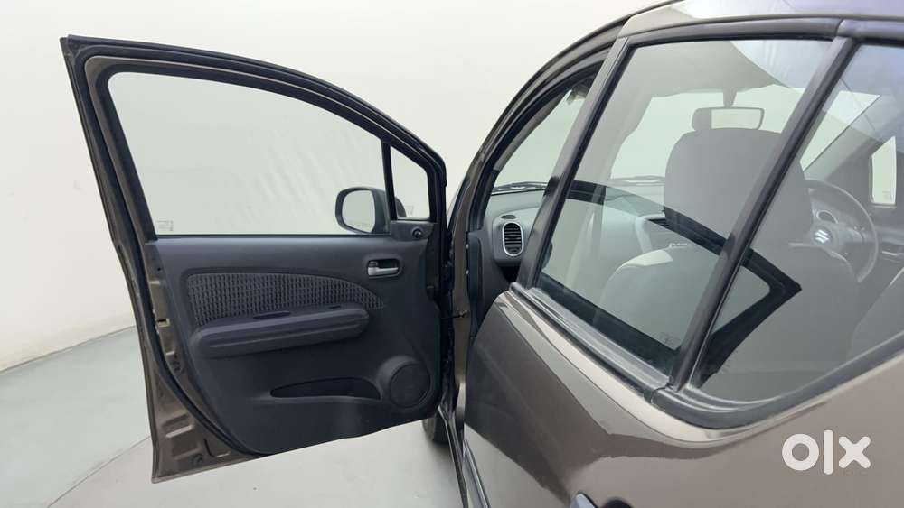 Maruti Suzuki Ritz Vxi, 2013, Petrol