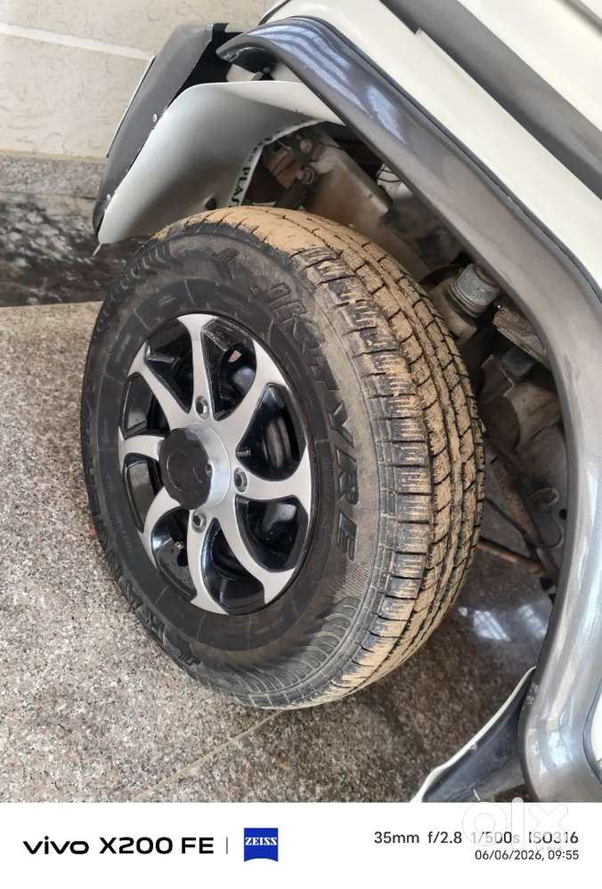 Mahindra Bolero Neo 2012