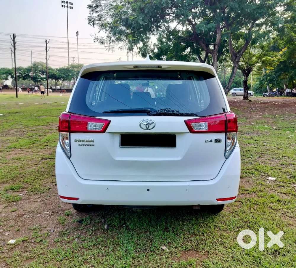 Toyota Innova Crysta [2020-ongoing] 2.4 Gx 8 Str, 2022, Diesel