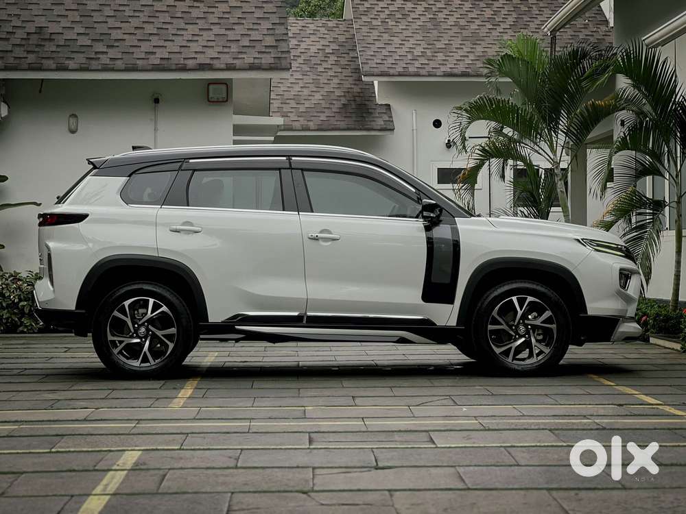 Toyota Urban Cruiser Hyryder 1.5 V Hybrid, 2025, Cng & Hybrids