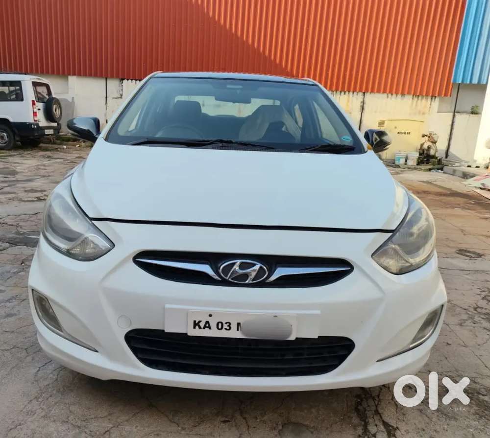 Hyundai Verna 2011 Petrol Well Maintained