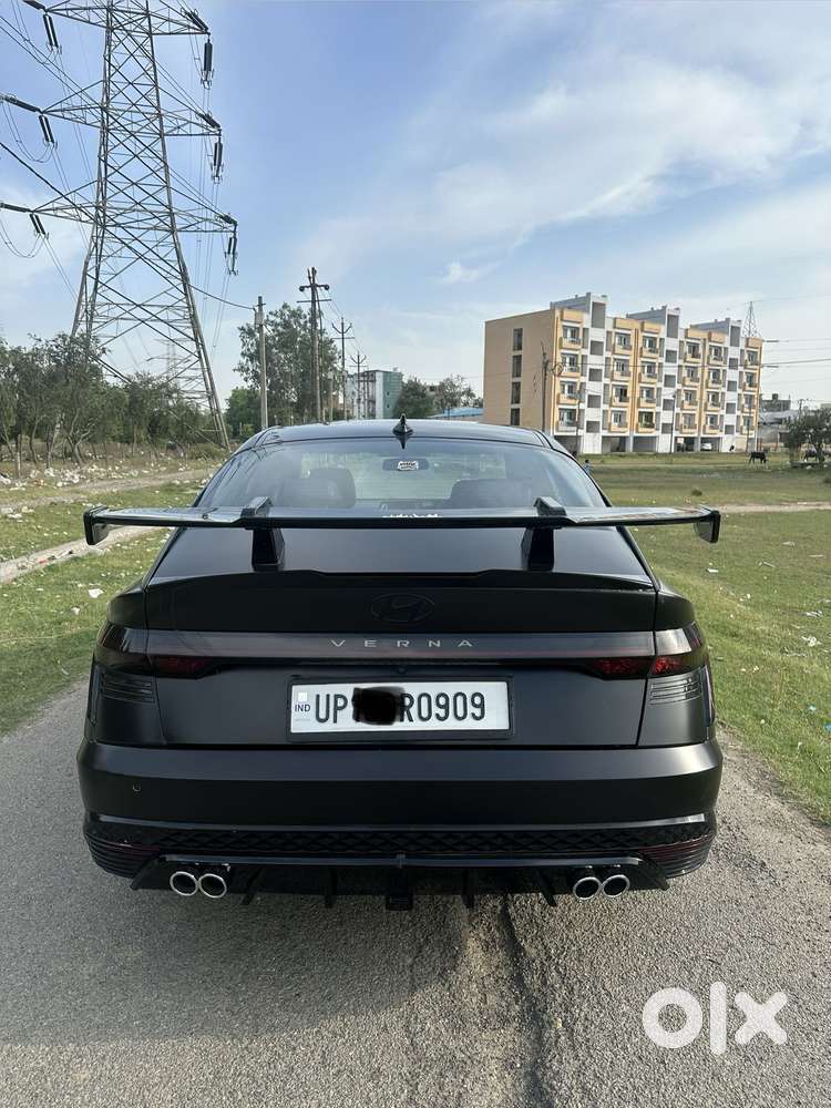 Hyundai Verna 1.5 Mpi Mt Sx (o), 2023, Petrol