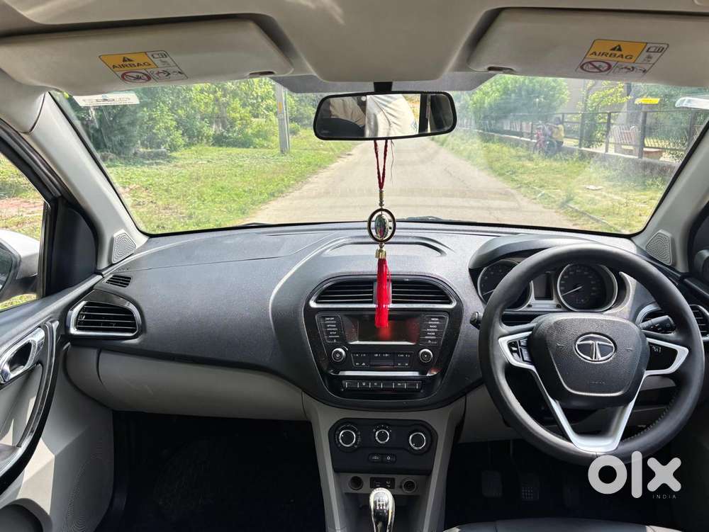 Tata Tiago 1.05 Revotorq Xz, 2017, Petrol