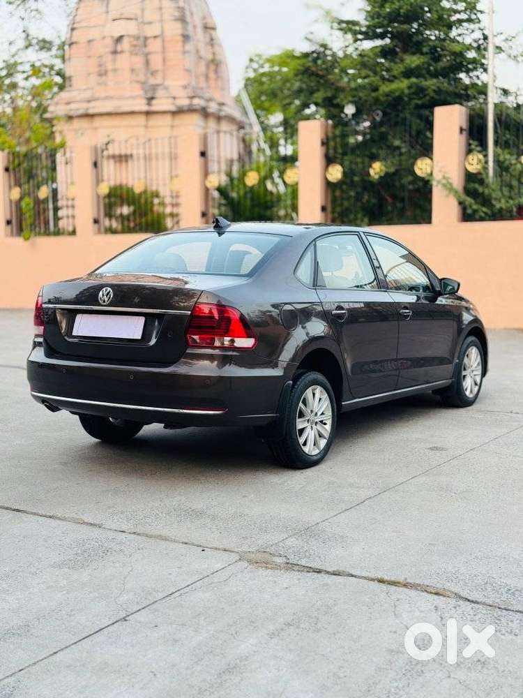 Volkswagen Vento 1.2 Tsi Highline At, 2016, Petrol