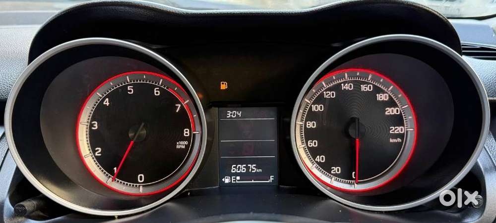 Maruti Suzuki Swift Vxi + Manual, 2018, Petrol