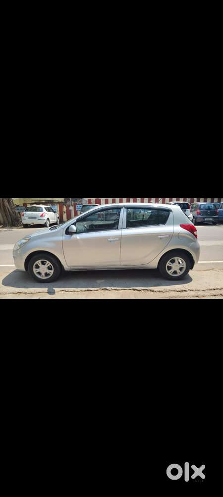 Hyundai I20 Petrol Spotz, 2011, Petrol