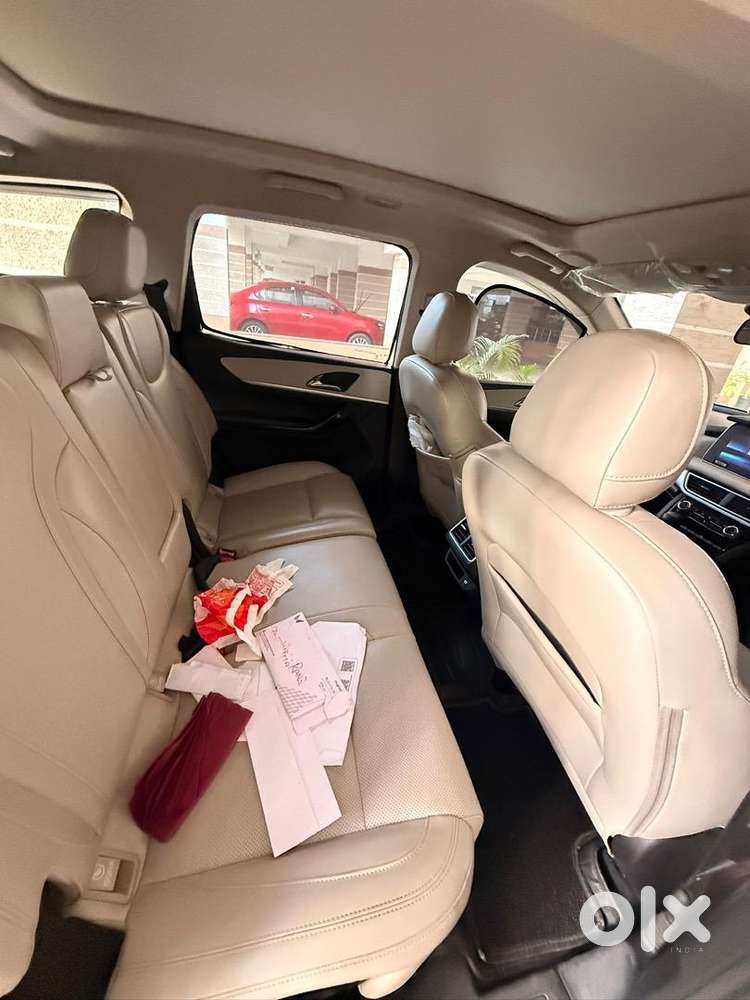 Mahindra Xuv700 2023 Diesel 19583 Km Driven