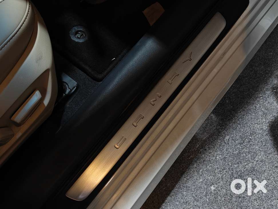 Toyota Camry Hybrid, 2020, Petrol