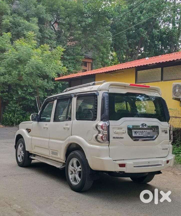 Mahindra Scorpio S6 Plus, 2016, Diesel