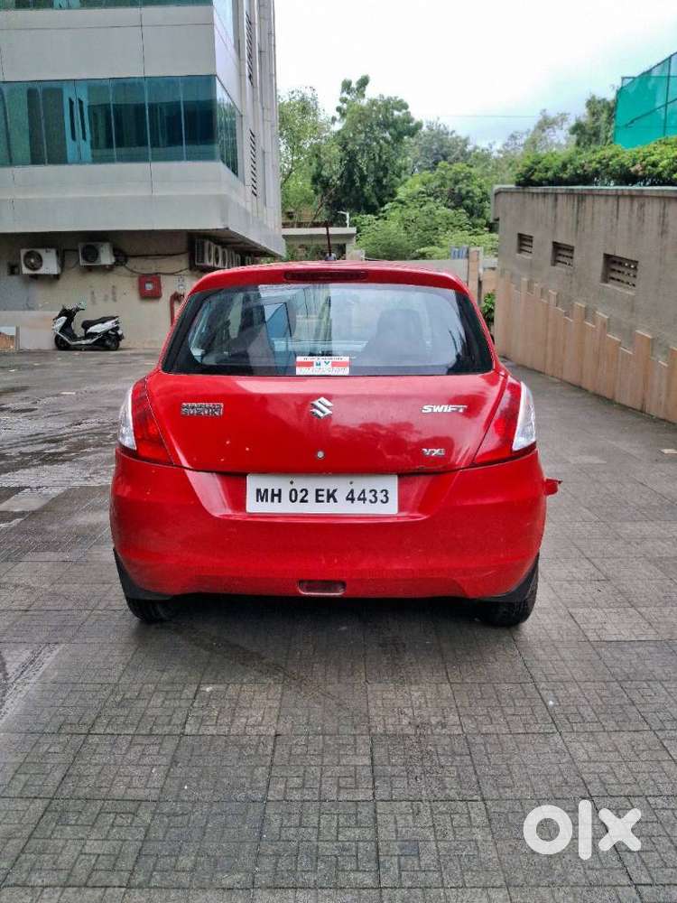 Maruti Suzuki Swift Vxi + Manual, 2017, Petrol