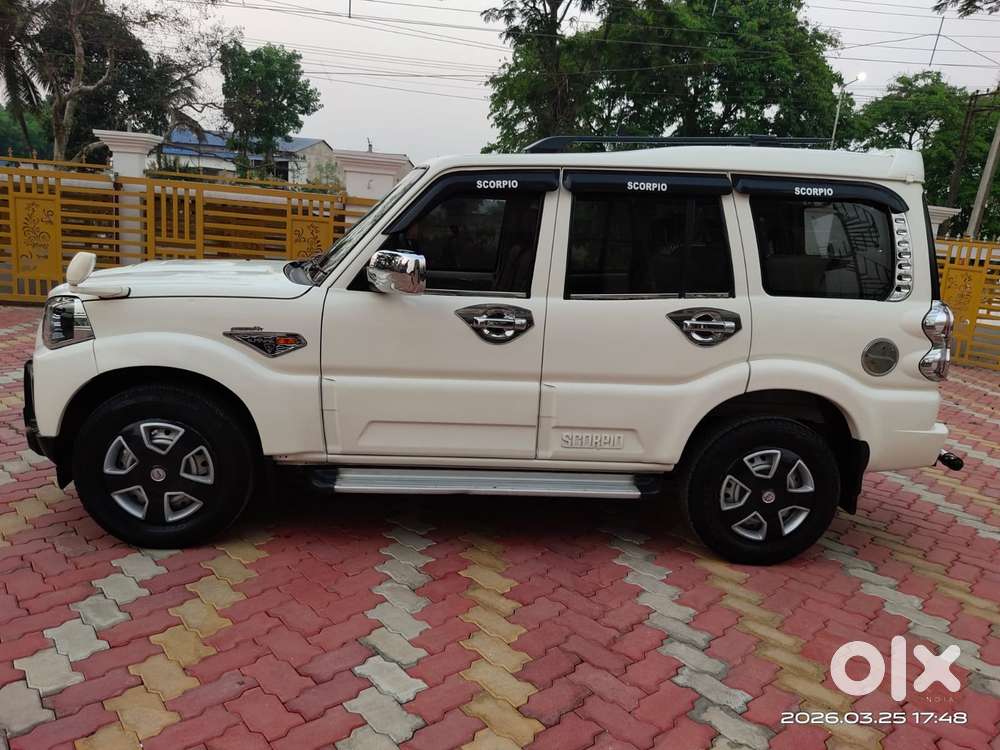 Mahindra Scorpio S4, 2017, Diesel