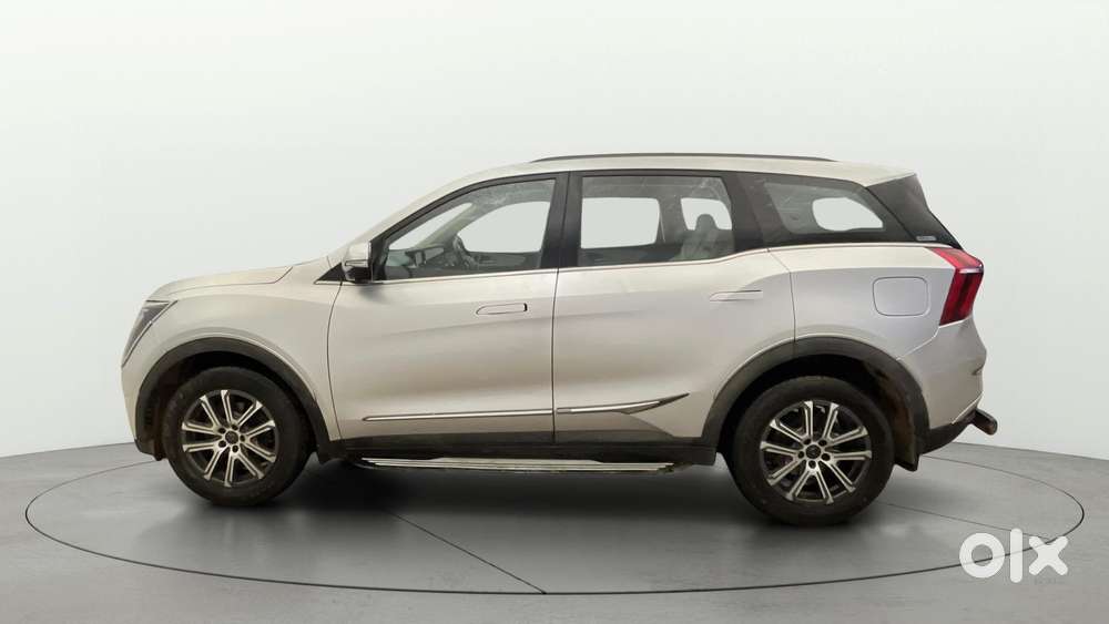 Mahindra Xuv700 2.0 Ax 7 Petrol At Luxury Pack Str, 2022, Petrol