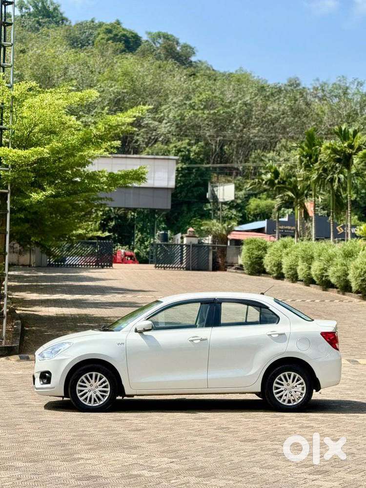 Maruti Suzuki Swift Dzire Amt Zxi, 2019, Petrol