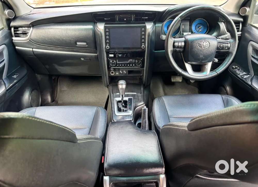 Toyota Fortuner 4x2 At 2.7 Petrol, 2024, Petrol
