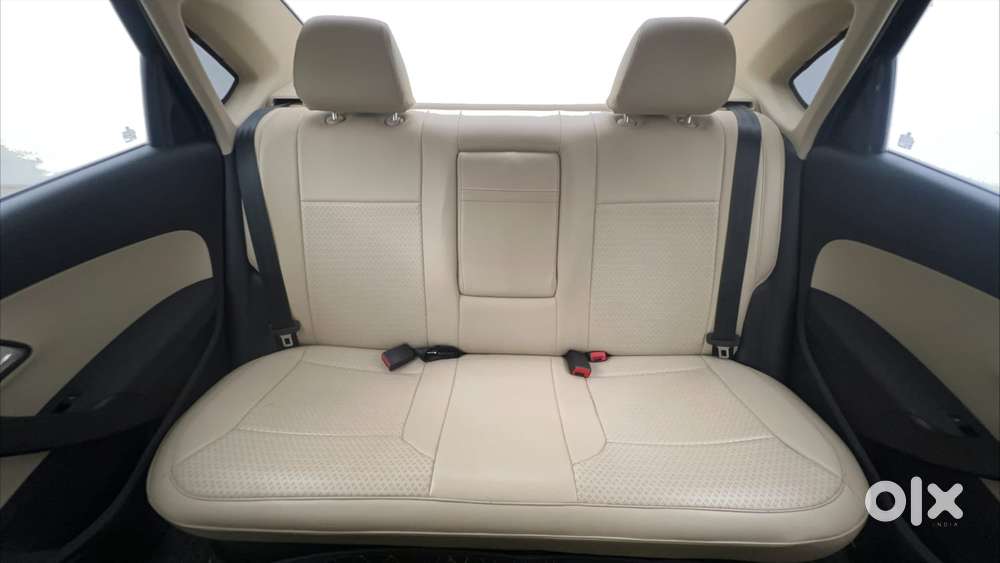 Skoda Rapid 1.0 Ambition Tsi At, 2021, Petrol